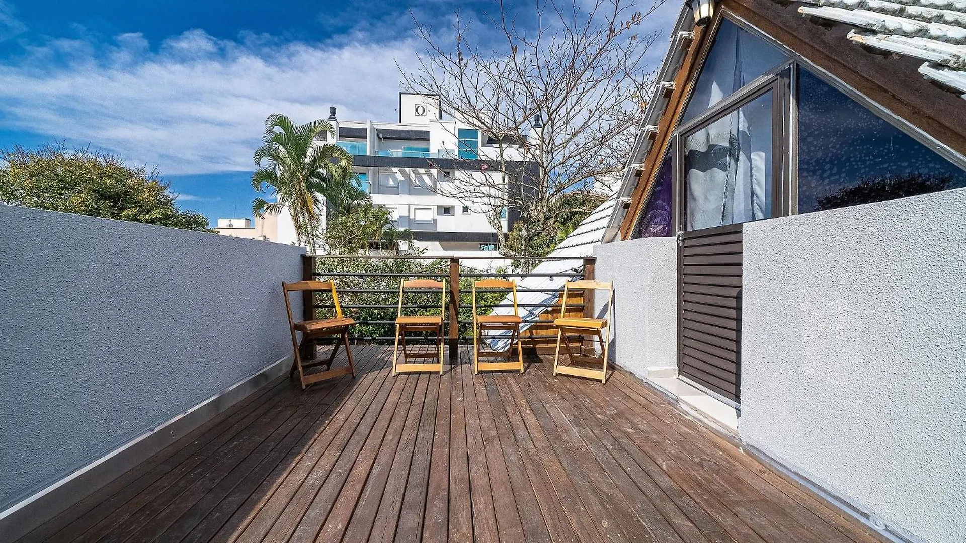 271 - Loft Em Residencial Com Piscina A 200M Da Praia Bombinhas Chalet